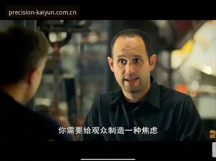 加雷斯·索斯盖特纪录片深度评测：从“男性圈层”数据看年轻男性的现实困境
